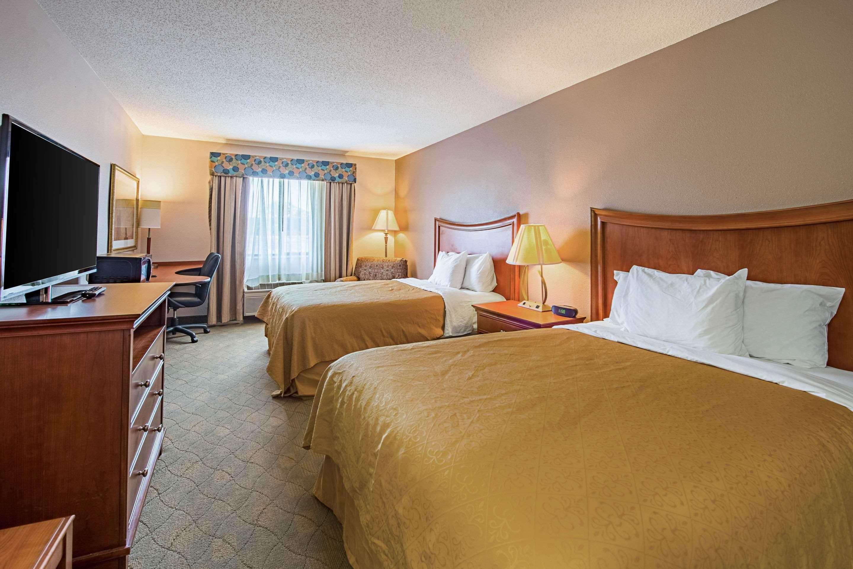 Rodeway Inn Huntington Extérieur photo