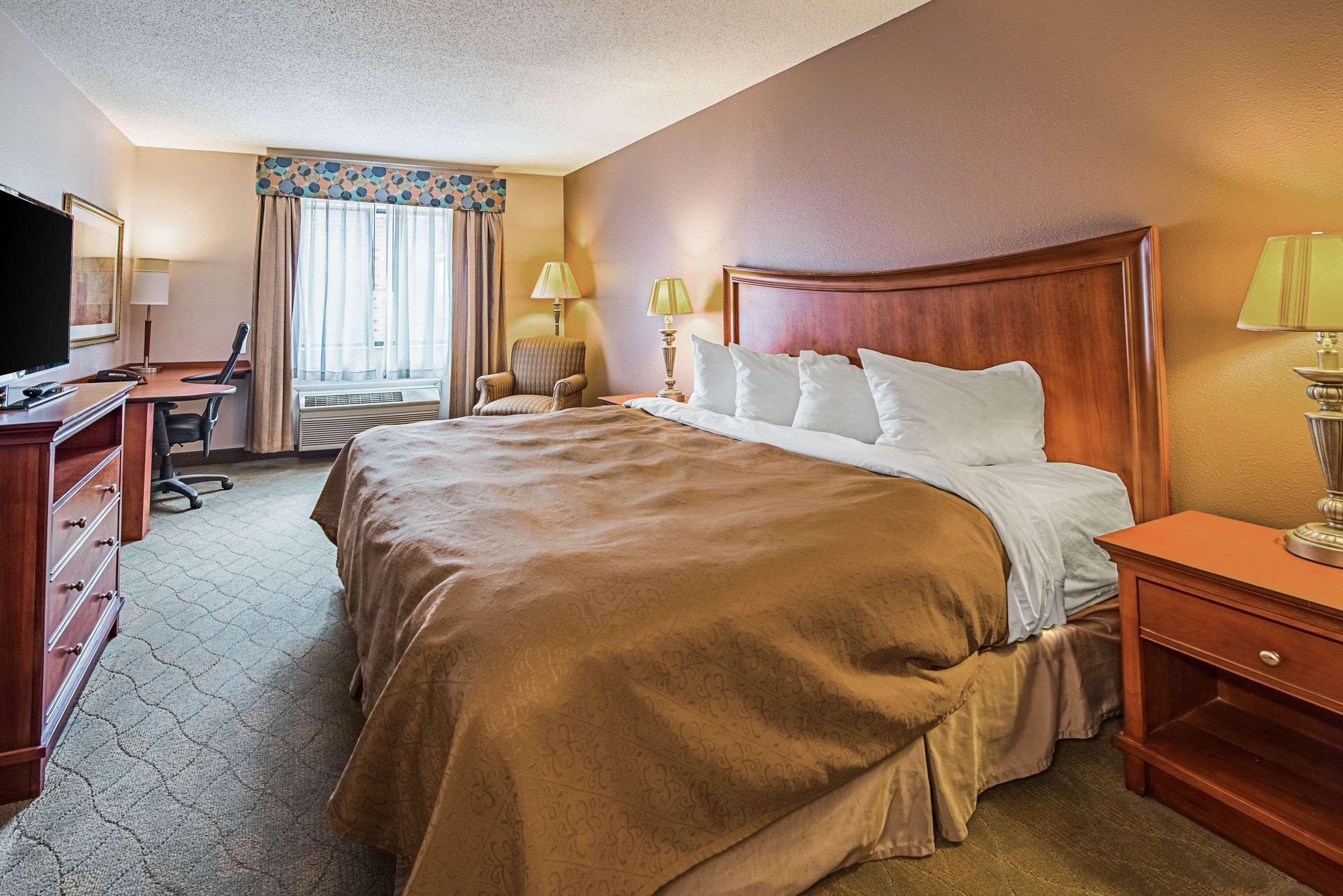 Rodeway Inn Huntington Extérieur photo