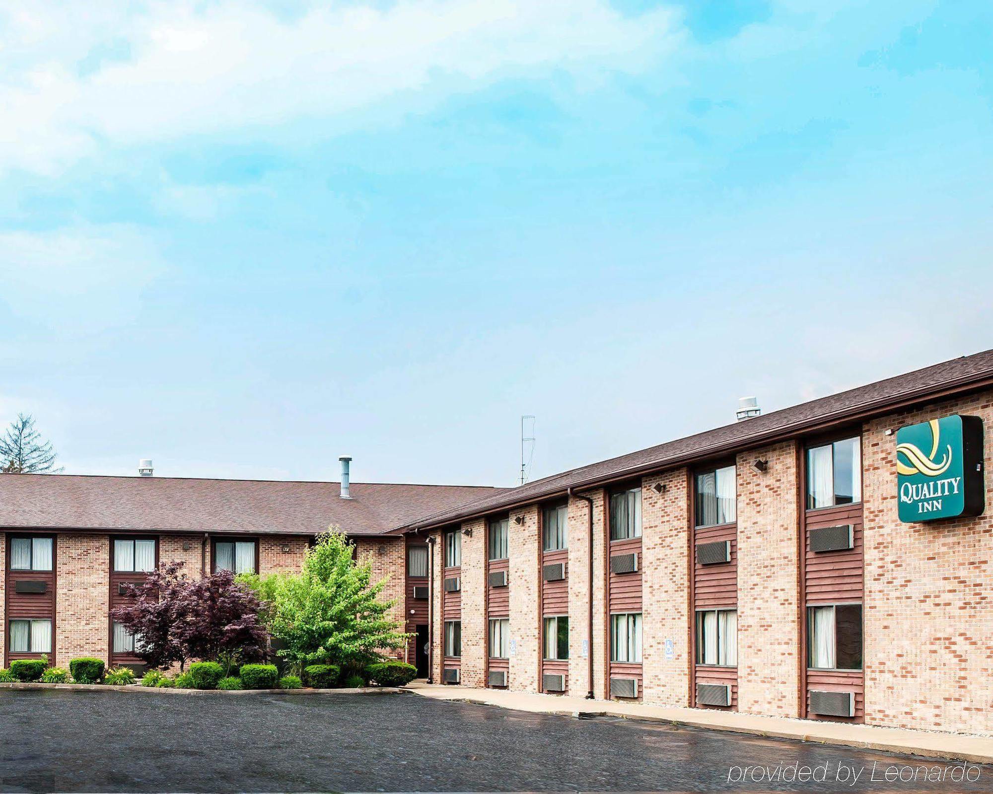 Rodeway Inn Huntington Extérieur photo