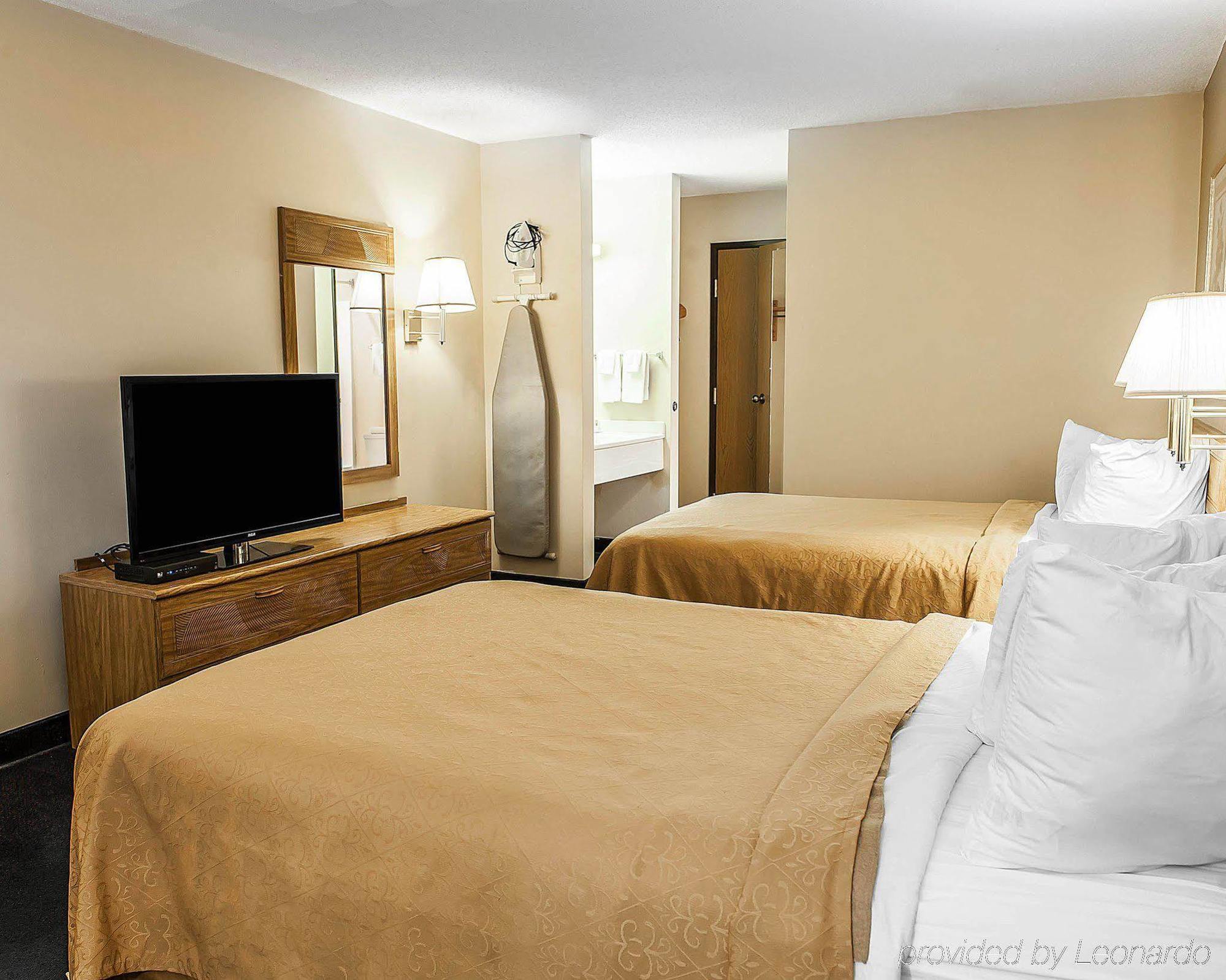 Rodeway Inn Huntington Extérieur photo